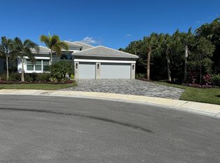 11691 Periwinkle Dr, Naples, FL 34120