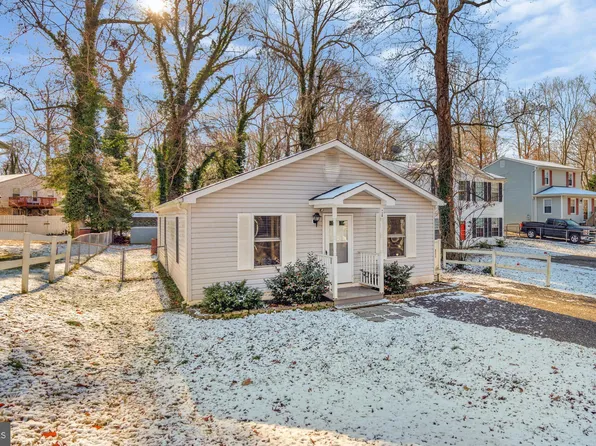 724 Spruce Dr, Lusby, MD 20657