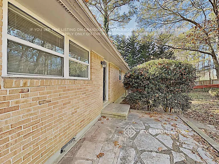 227 Evergreen Dr SE — Photo 15