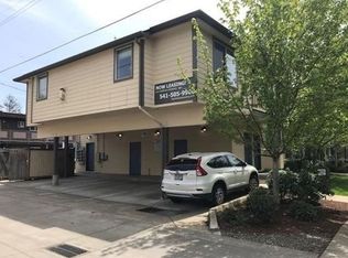 1585 Patterson St #8, Eugene, OR 97401