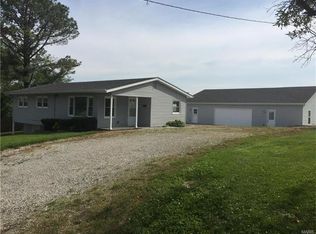 107 S Sanderson Ave, Elsberry, MO 63343