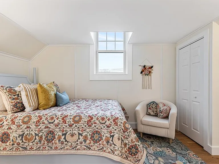 21 Bedlow Ave — Photo 22