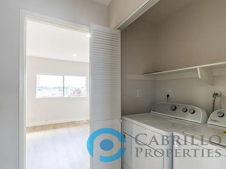 4776 Bancroft St — Photo 14
