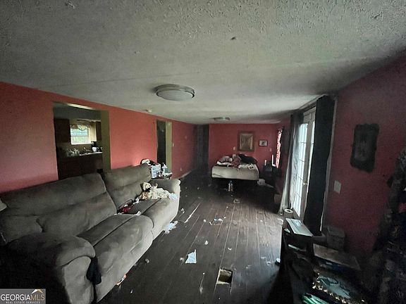 5th image of 6760 Margaret Dr