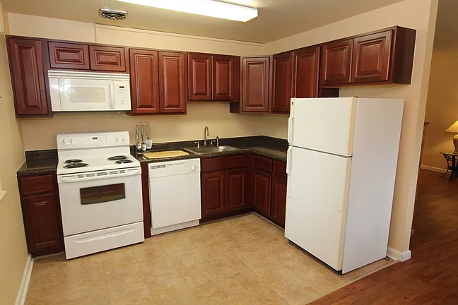 Nittany Garden Apartments — Photo 3