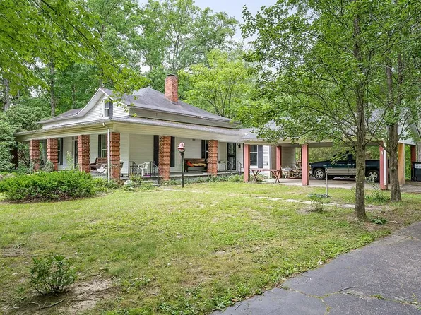 909 Hawkins Crawford Rd, Cookeville, TN 38501