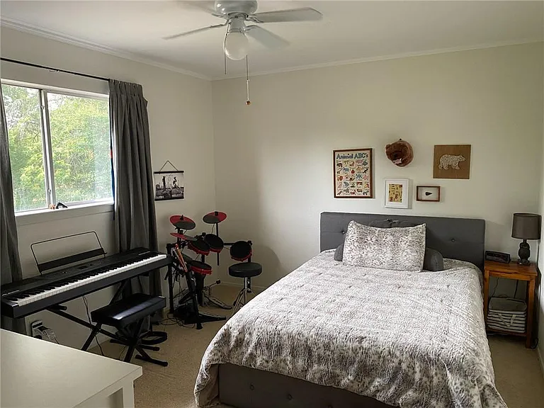 3201 Canter Ln — Photo 9