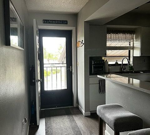 5th image of 927 Capri Isles Blvd APT 12