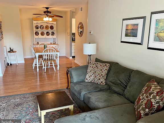 3rd image of 5426-4C5 Valley Green Dr