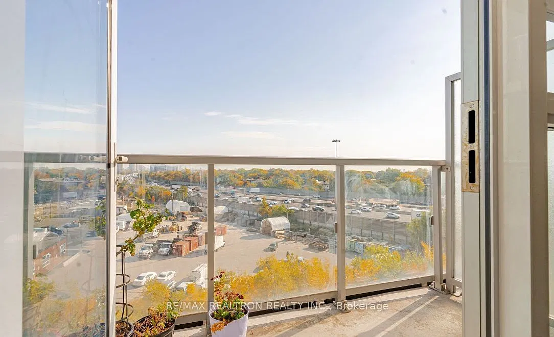 2 bed, $2,300 — Photo 3