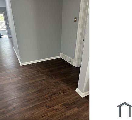 4th image of 2119 Walnut St