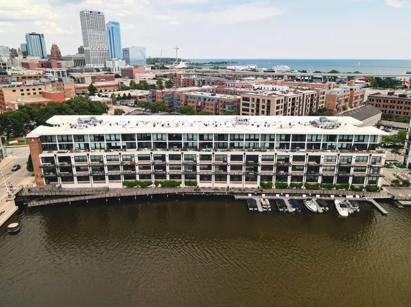 311 East Erie STREET #425, Milwaukee, WI 53202