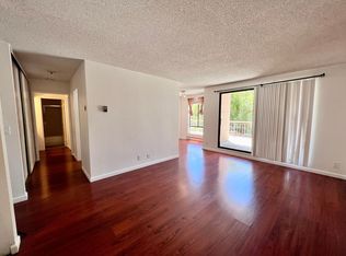 4 Commodore Dr APT D236, Emeryville, CA 94608