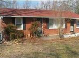 425 E Spring St, Radcliff, KY 40160