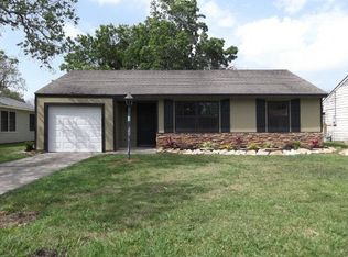 1233 San Felipe St, Angleton, TX 77515