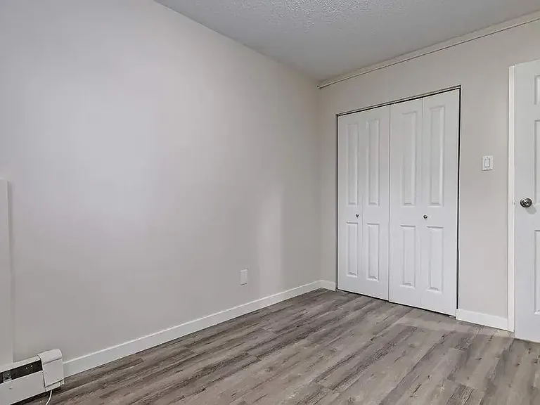 1020 Matheson Dr — Photo 22