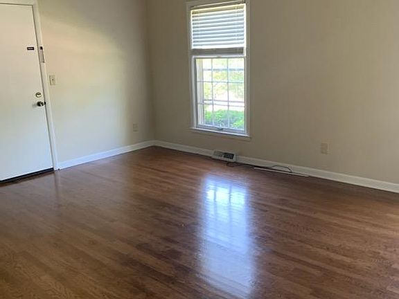 2nd image of 807 Malabu Dr #A