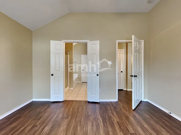 6732 Chalk River Dr — Photo 11