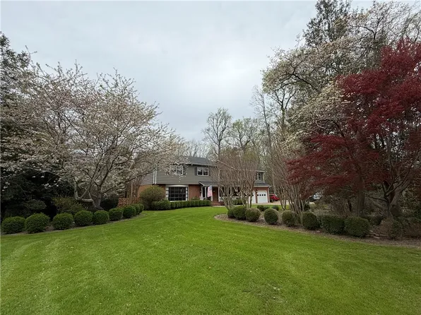 111 Sherwood Dr, Williamsburg, VA 23185