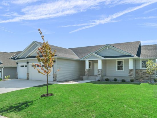 19542 York St NW, Elk River, MN 55330