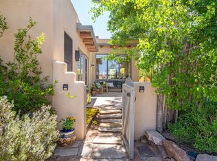 22 Esquila Rd, Santa Fe, NM 87508