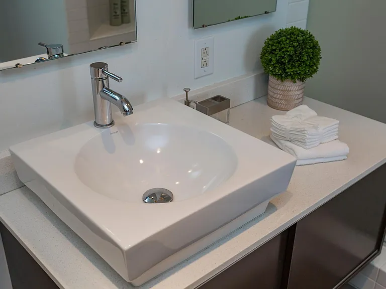 2115 Yeaman Pl #415 — Photo 37