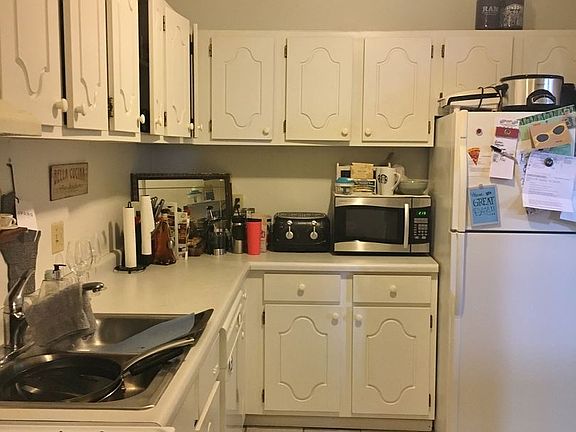 5th image of 931 E Russell Ave APT 104