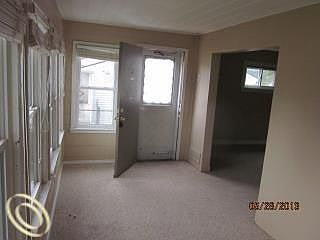 5th image of 33651 Beechnut St