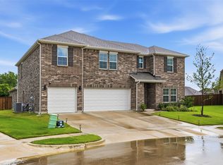785 Vineyard Way, Forney, TX 75126