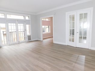 833 Main St #218, Evanston, IL 60202
