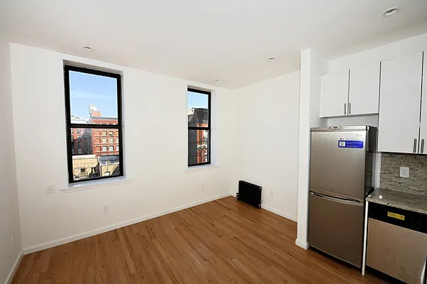 Rented by Aether Property Group | media 14