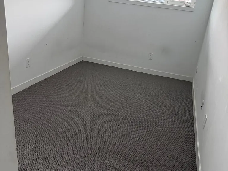 5 Romilly Ave #1 — Photo 5