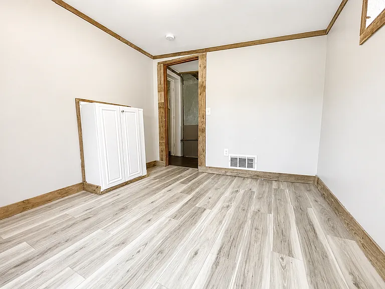 20743 Marie Ave — Photo 12