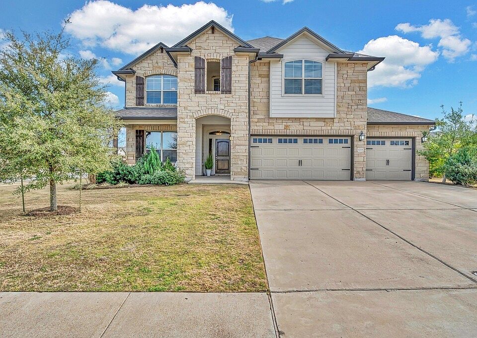 1st image of 1233 Drummond Cir