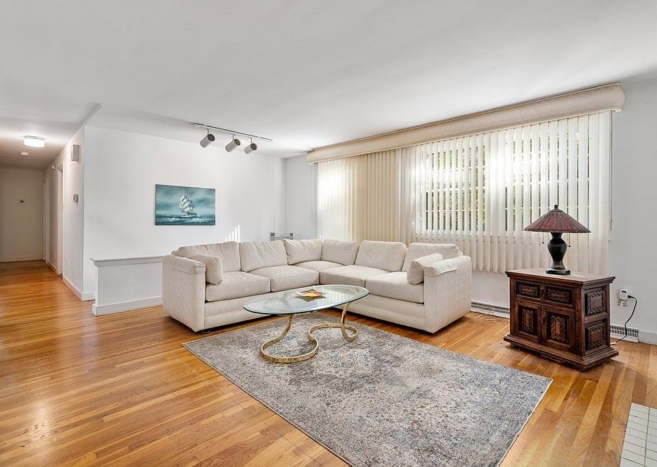 175 Cochituate Rd, Wayland, MA 01778 Zillow