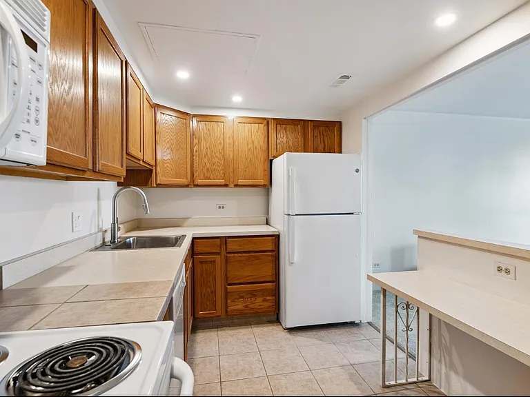 Cheesman Club Apartments — Photo 25