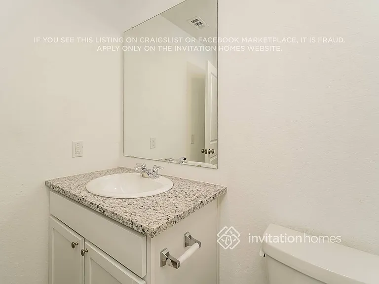 222 Hollywood Dr — Photo 15
