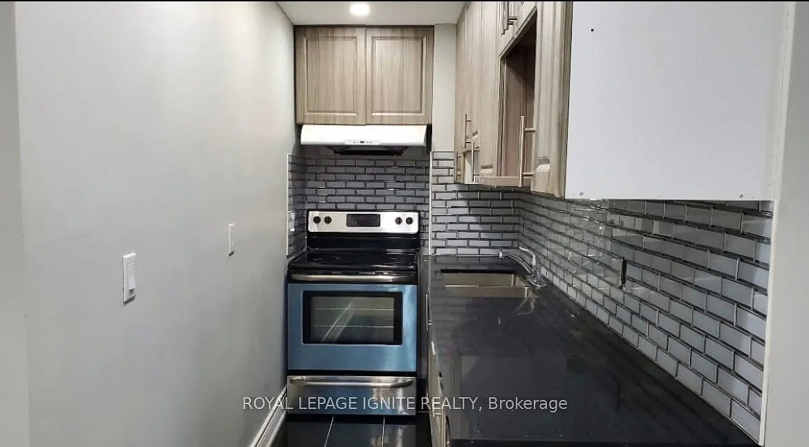 Building Photo - 64 Millcar Dr #BASEMENT