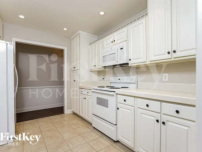 220 Sugarcane Ln — Photo 5