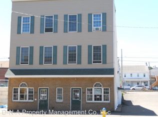 124 E Broad St APT 1, Hazleton, PA 18201