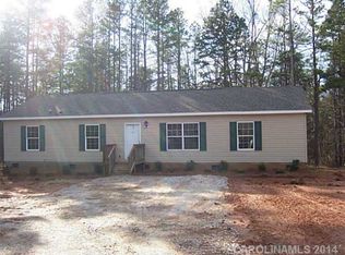1260 Smith Woods Ln, Hickory Grove, SC 29717