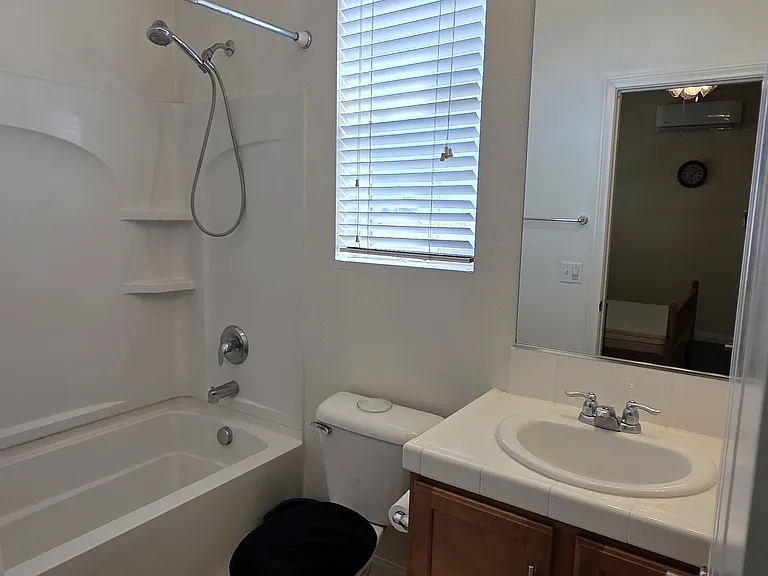 N Ofelia Dr — Photo 8