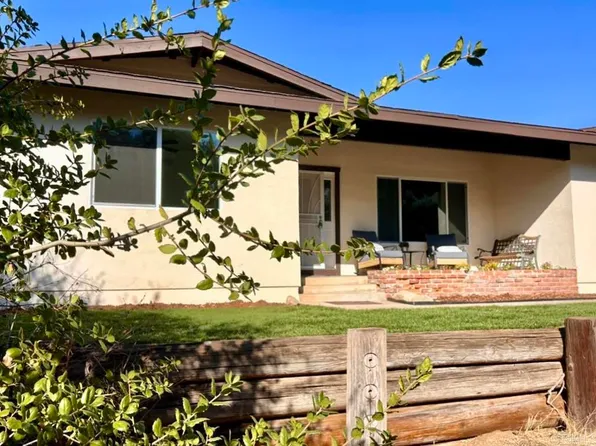 13606 E Lakeview Rd, Lakeside, CA 92040