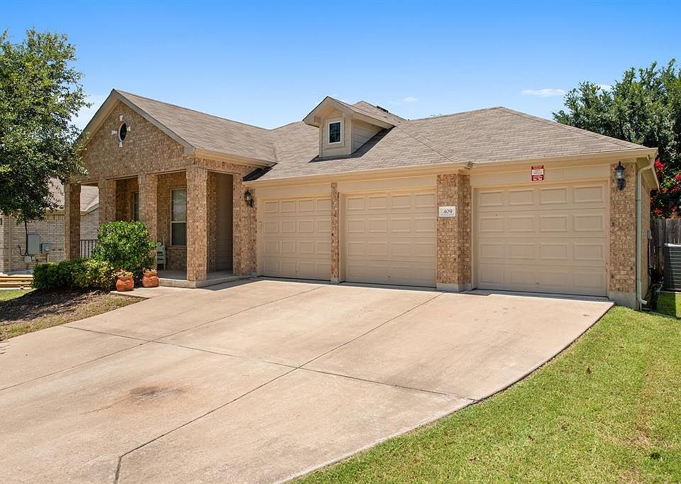 2nd image of 409 Hoot Owl Ln N