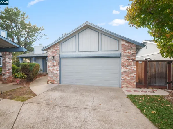 581 Mount Dell Dr, Clayton, CA 94517