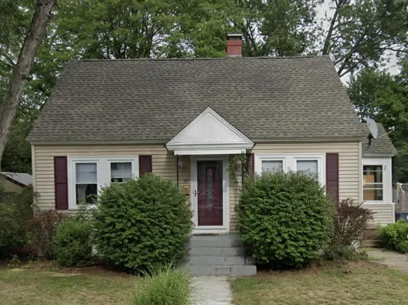 32 Wason Avenue, Nashua, NH 03060