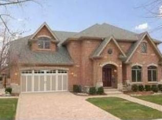 833 Ottawa Ave, Park Ridge, IL 60068