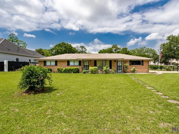 4944 Bluebonnet Rd, Baton Rouge, LA 70809
