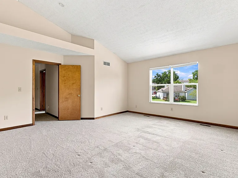 7817 Astra Cir — Photo 28
