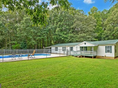 713 Mewborn Rd, Dewy Rose, GA, 30634